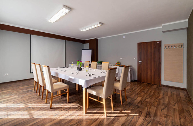 Konferenčná miestnosť